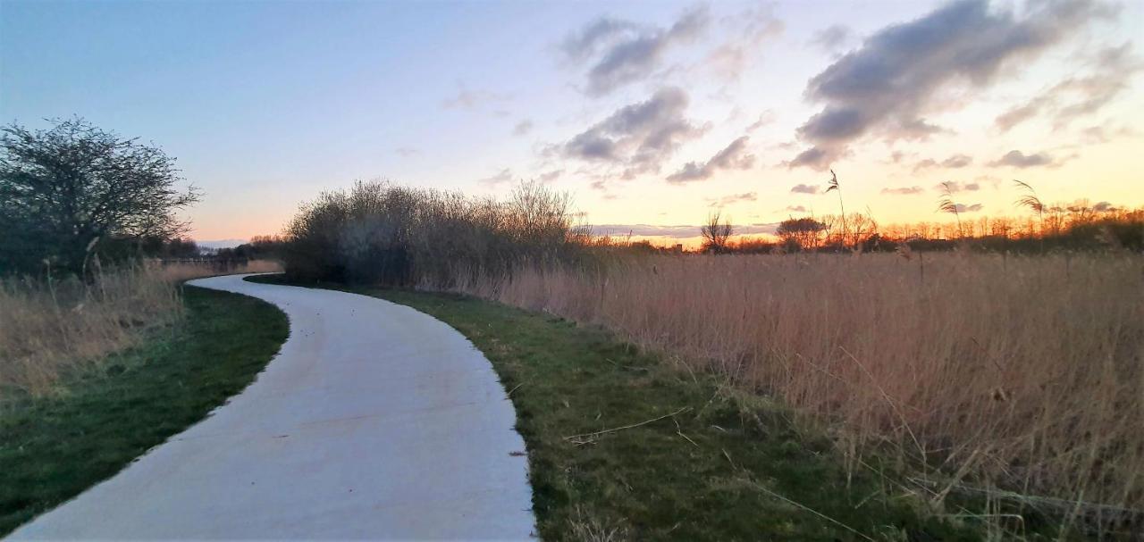 Inntermezzo Almere Exteriör bild